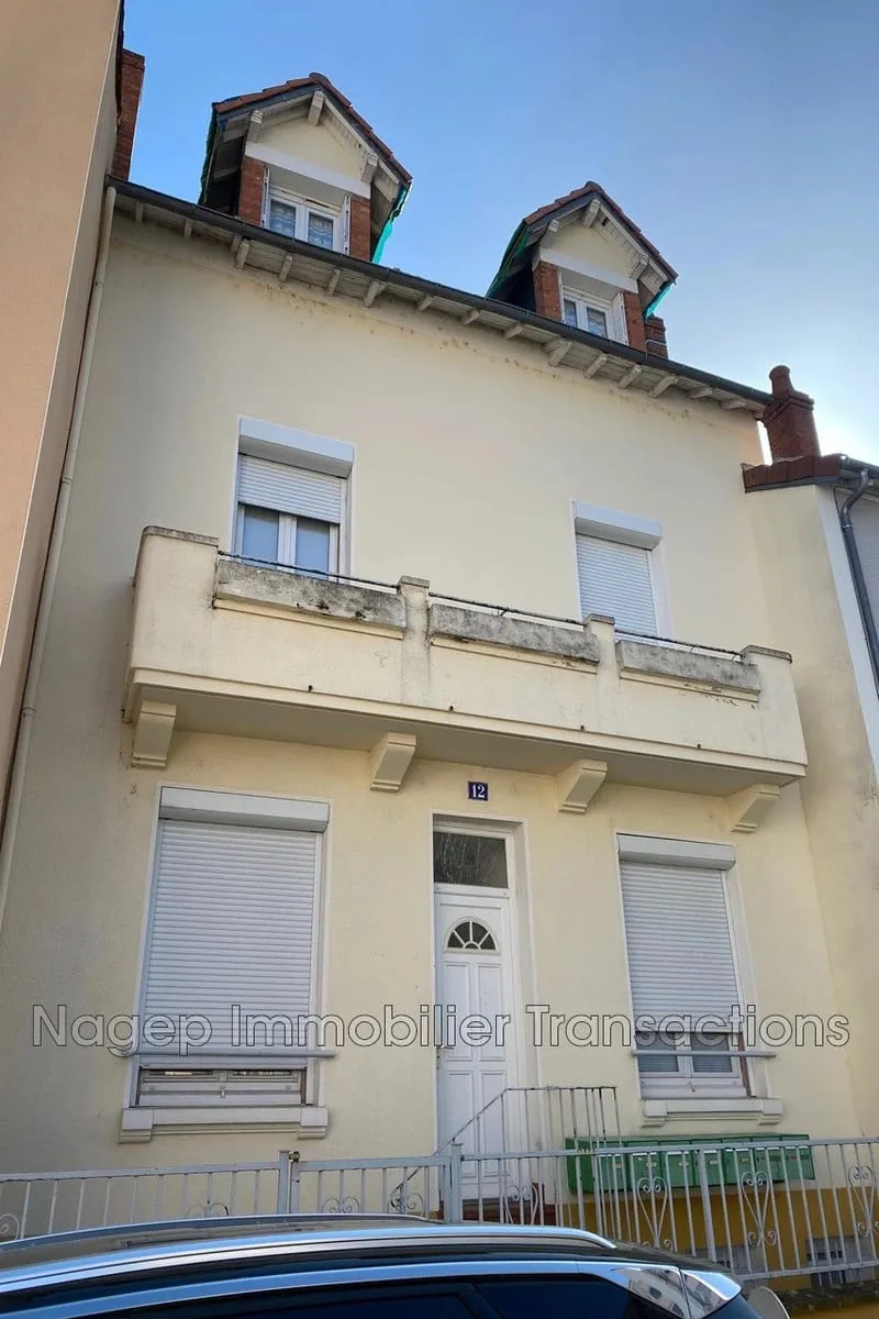 IMMEUBLE DE RAPPORT - Photo 1