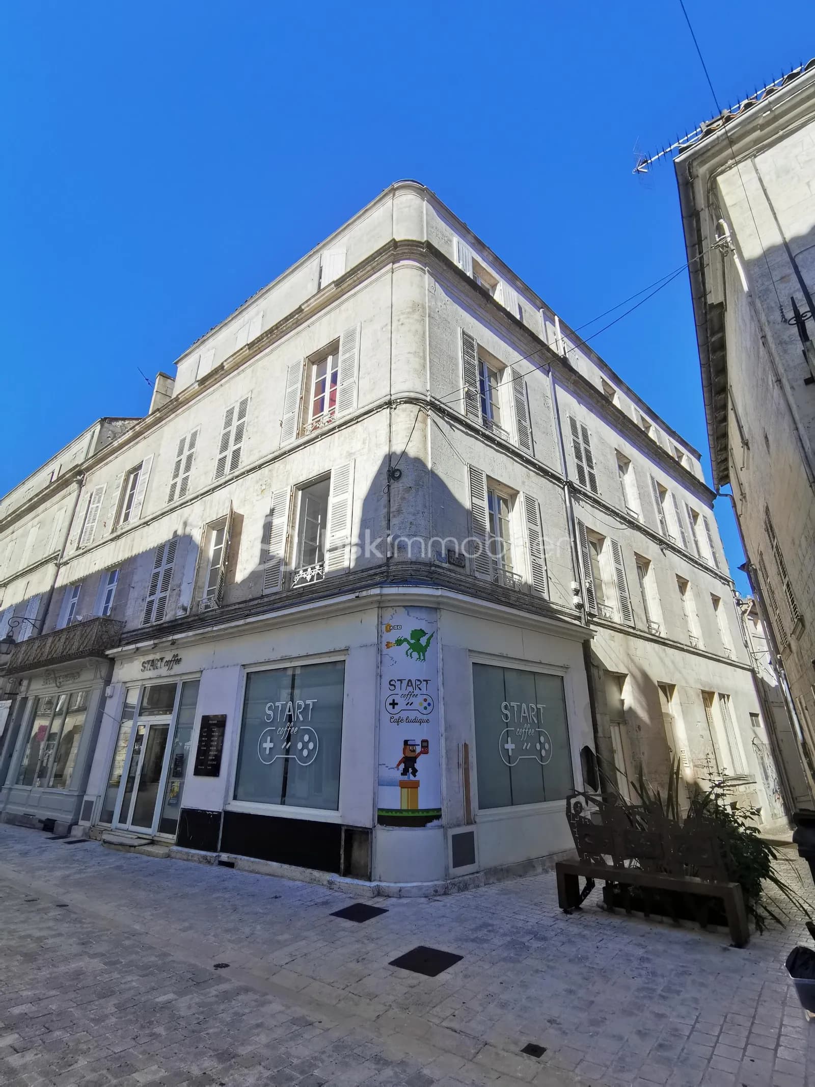 Immeuble de rapport 12 pièces 440 m² - Photo 1