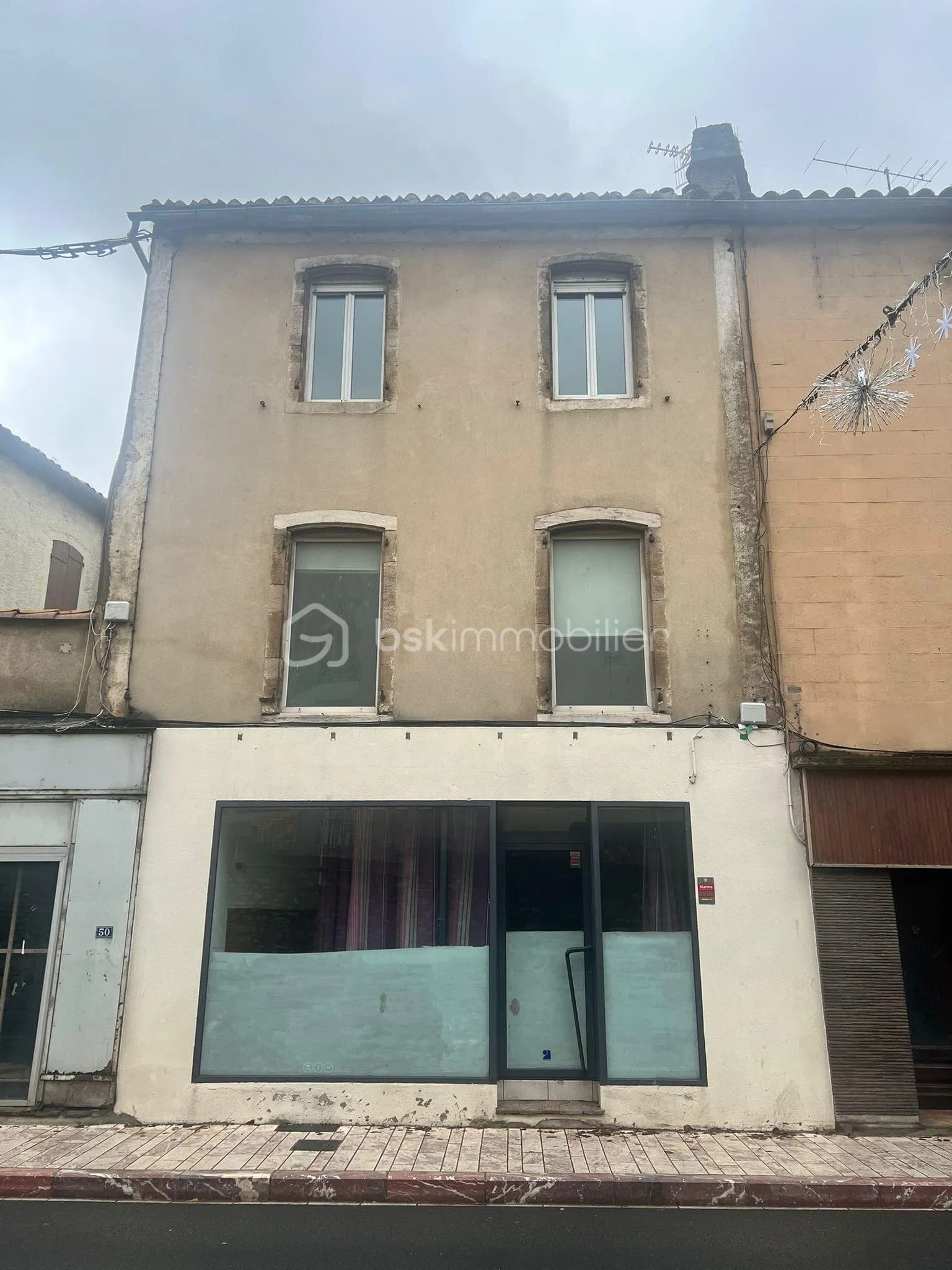 Immeuble 7 pièces 140 m² - Photo 1