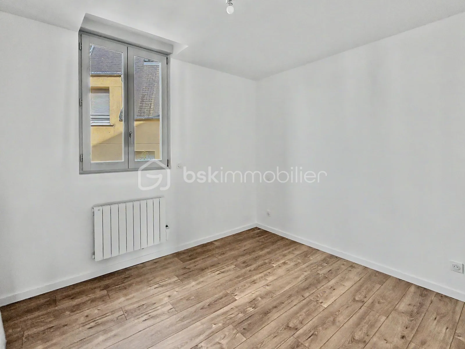Immeuble de rapport 4 pièces 160 m² - Photo 1