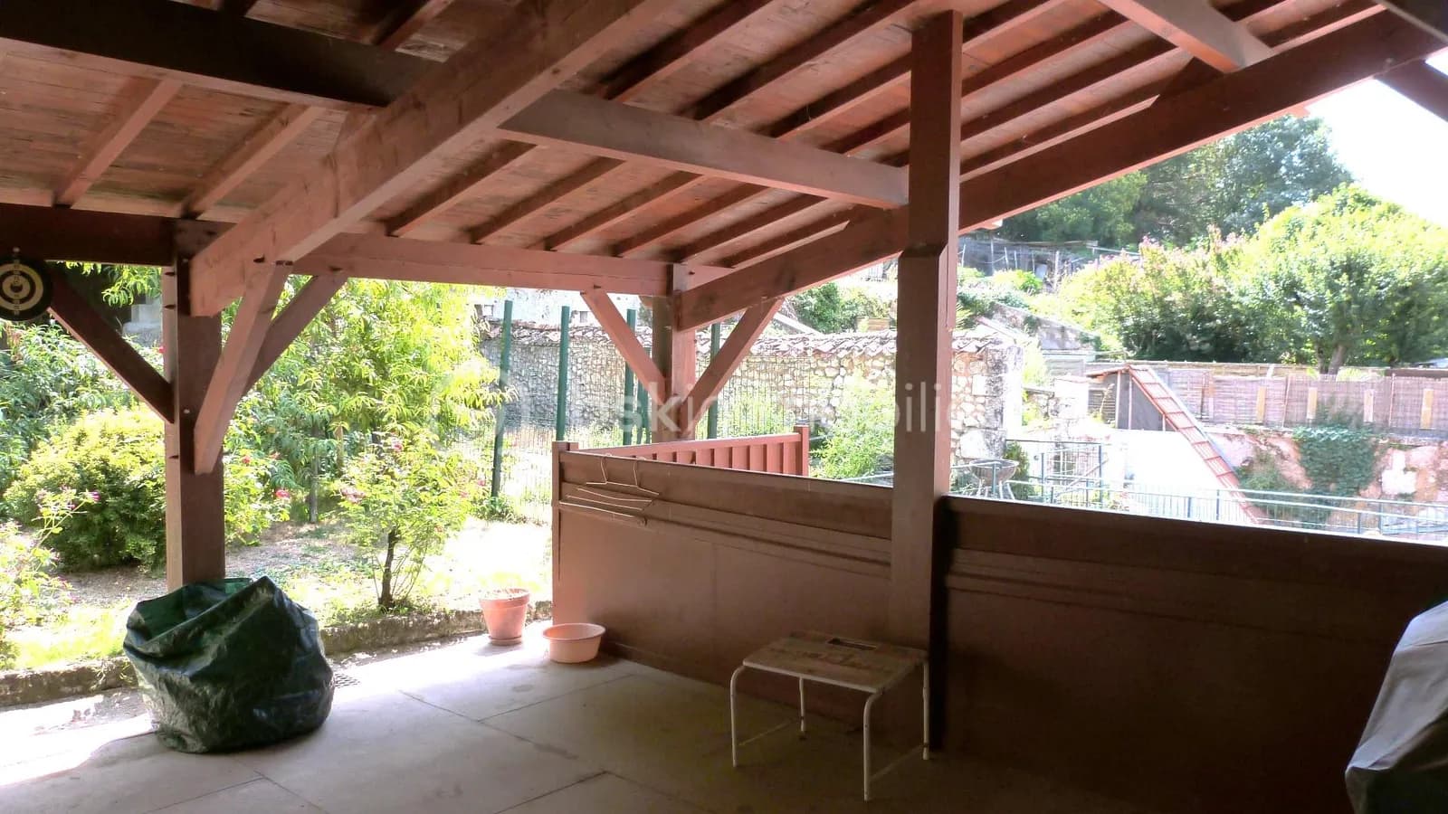 Immeuble 12 pièces 270 m² - Photo 1