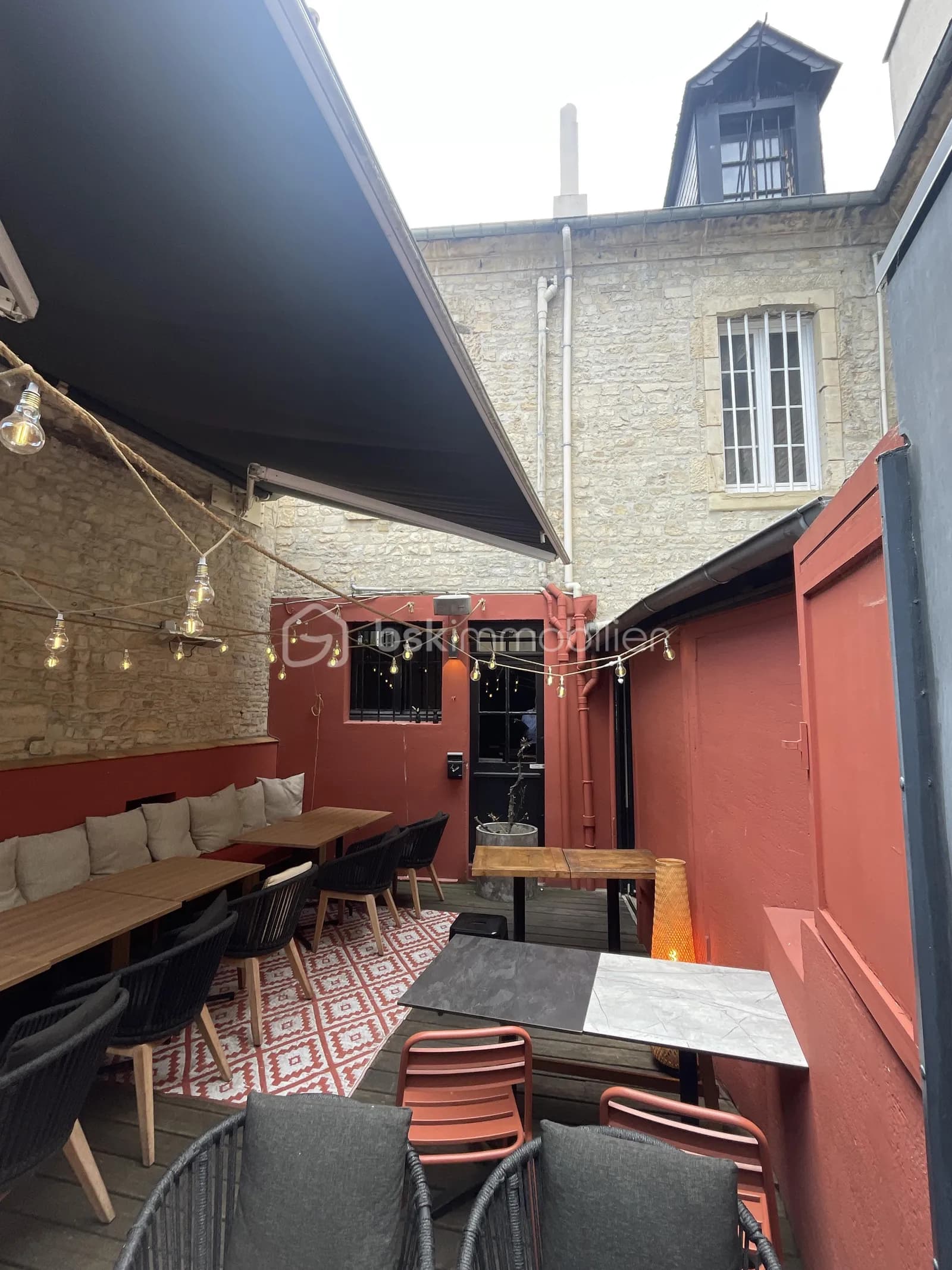 Immeuble 6 pièces 350 m² - Photo 1