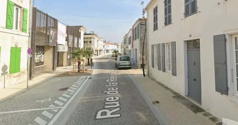 Vente immeuble centre de St Pierre - Photo 1