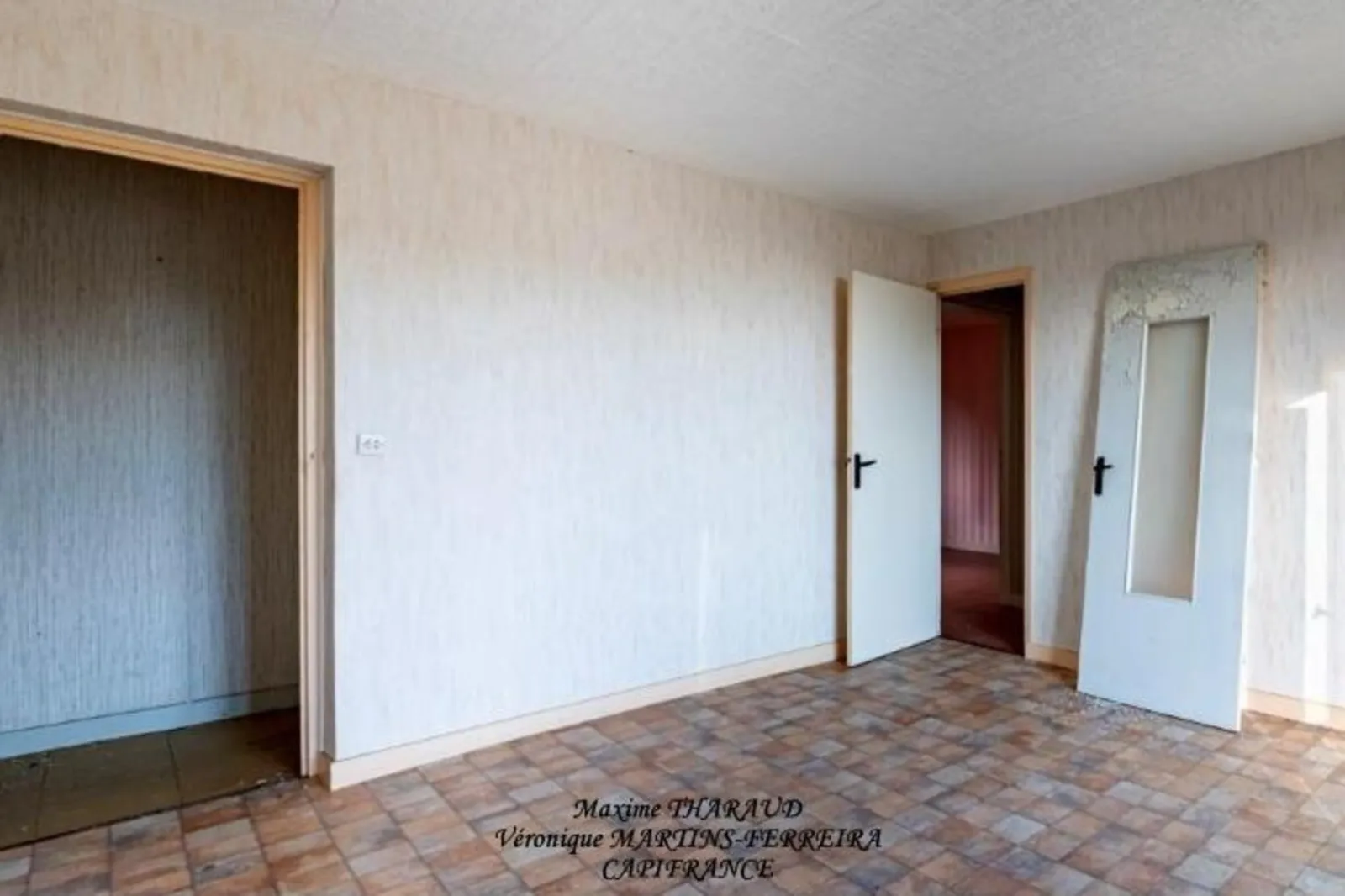 Immeuble 68 pièces 1258 m² - Photo 1
