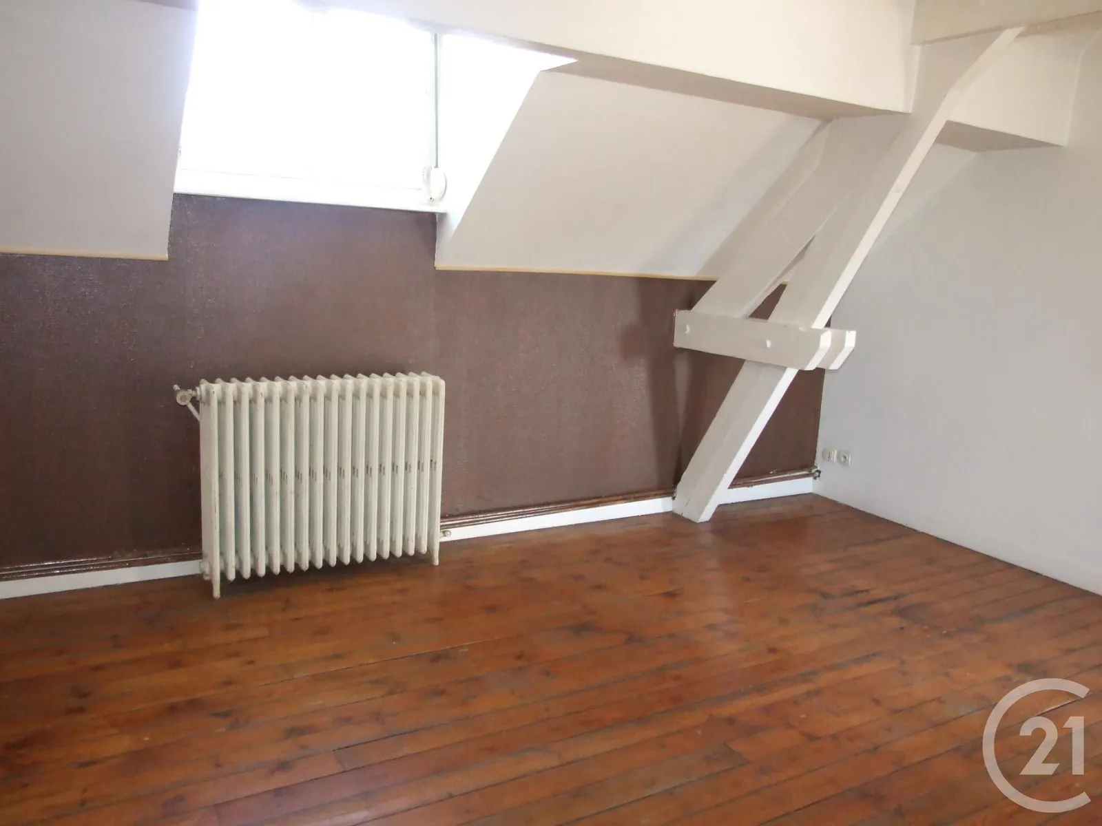 Immeuble 276 m² - Photo 1