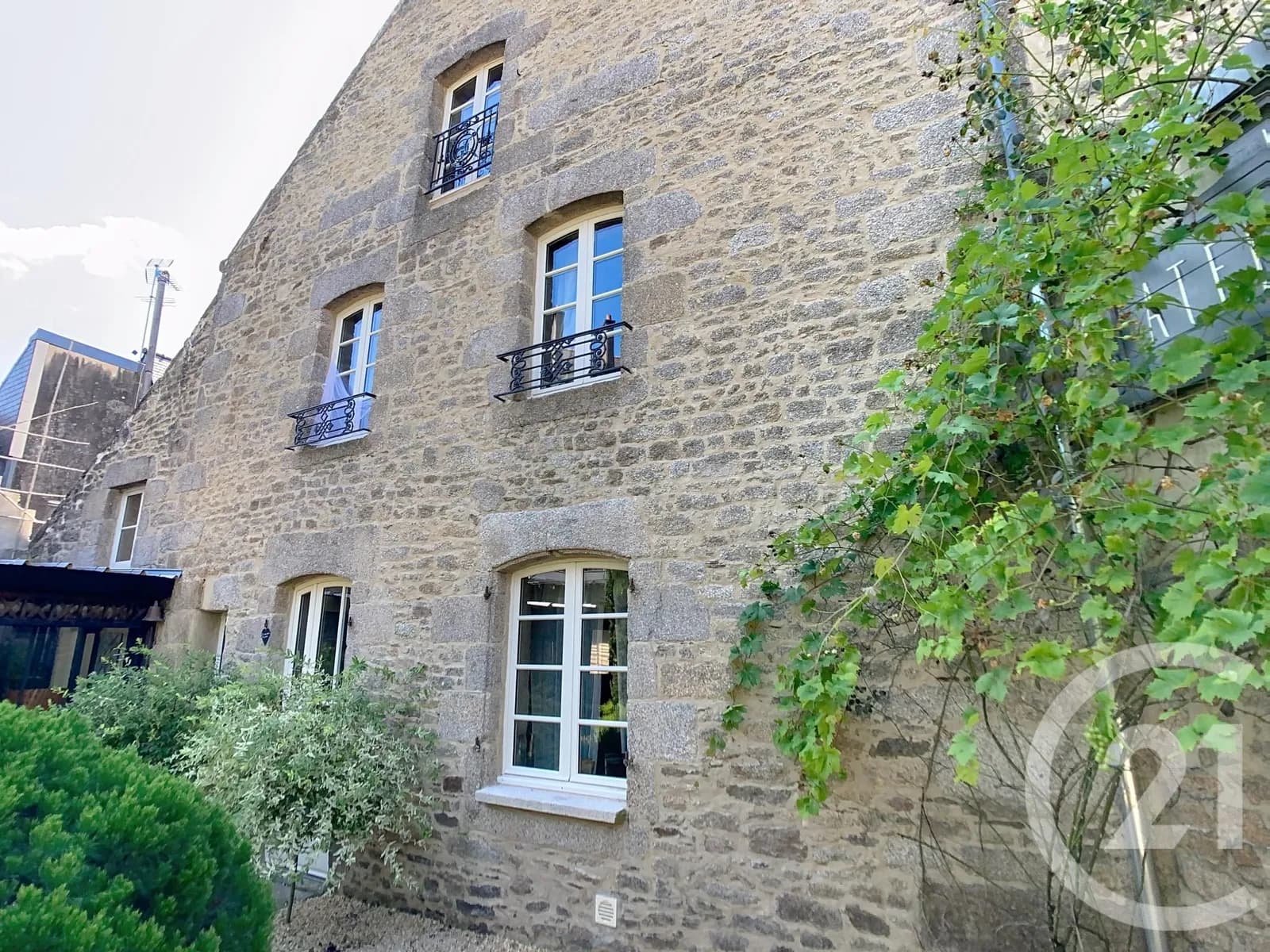 Immeuble de rapport 238 m² - Photo 1