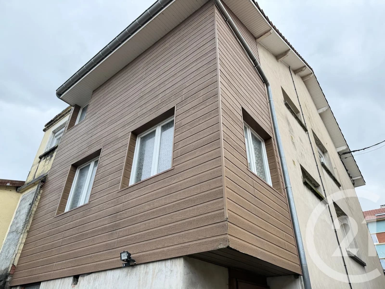 Immeuble de rapport 110 m² - Photo 1