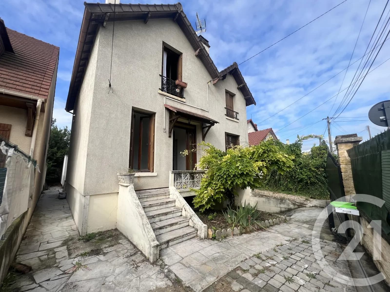 Immeuble 145 m² - Photo 1