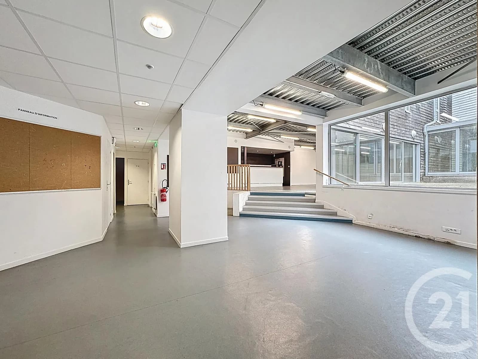 Immeuble 913 m² - Photo 1