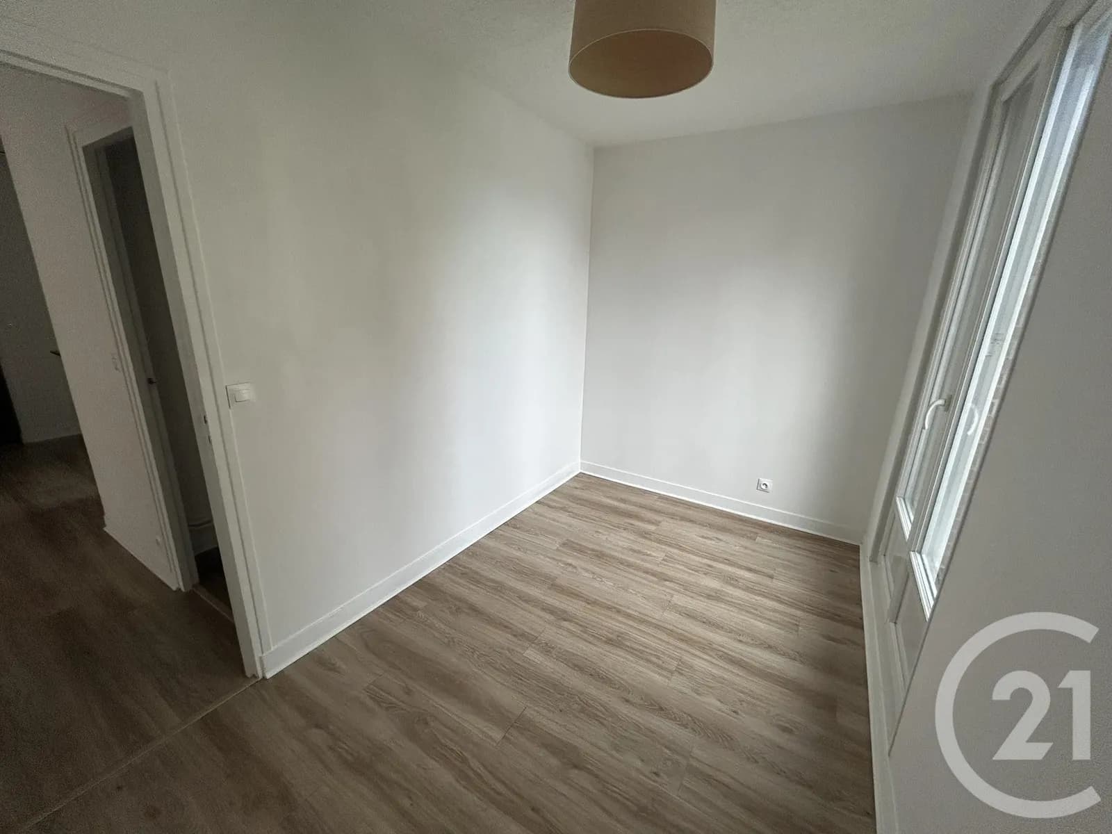 Immeuble 184 m² - Photo 1