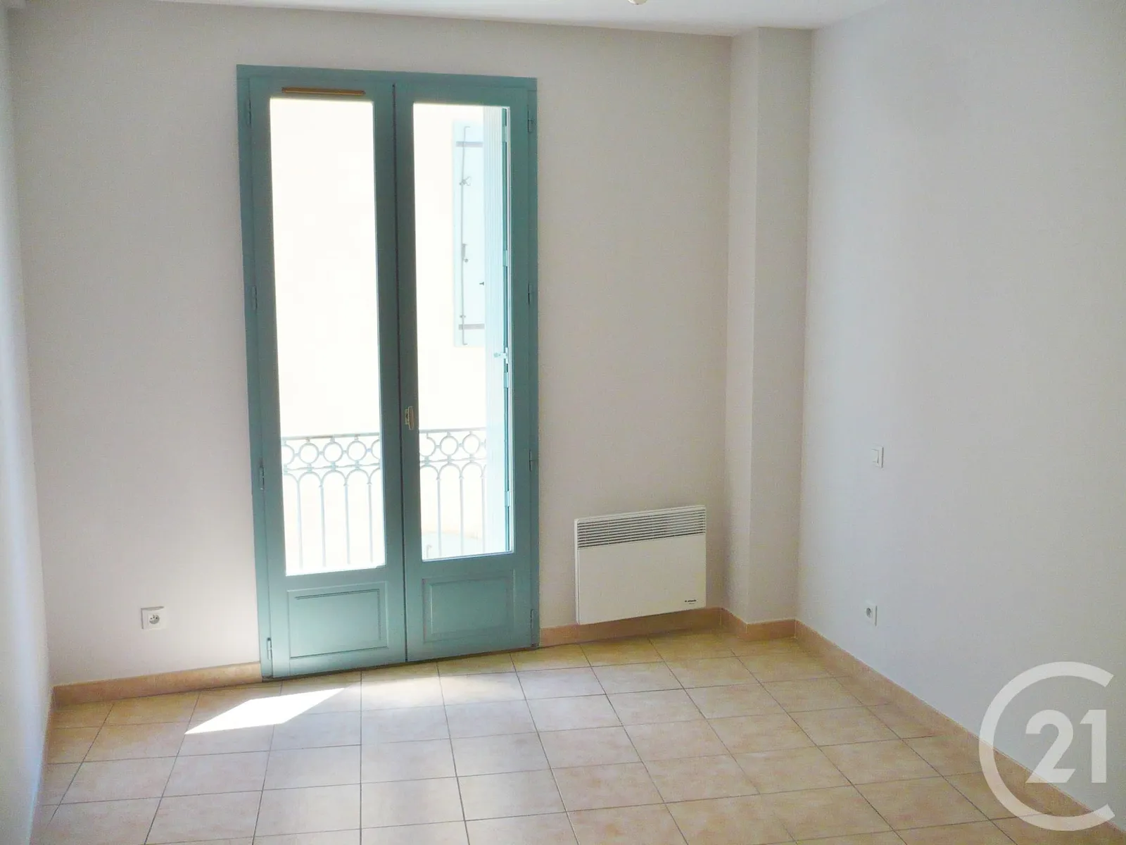 Immeuble 218 m² - Photo 1