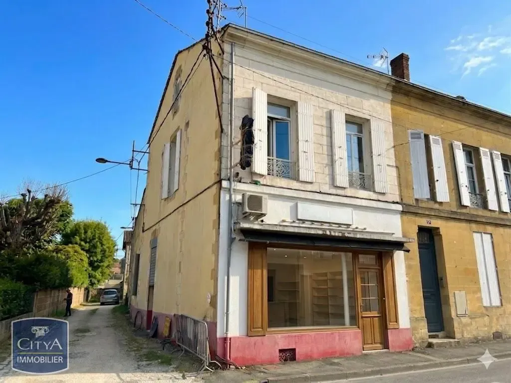 Immeuble 225 m² - Photo 1