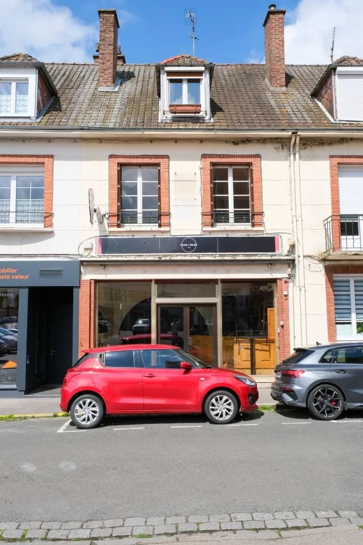 ST-POL-SUR-TERNOISE : IMMEUBLE AVEC COMMERCE ET APPARTEMENT - Photo 1