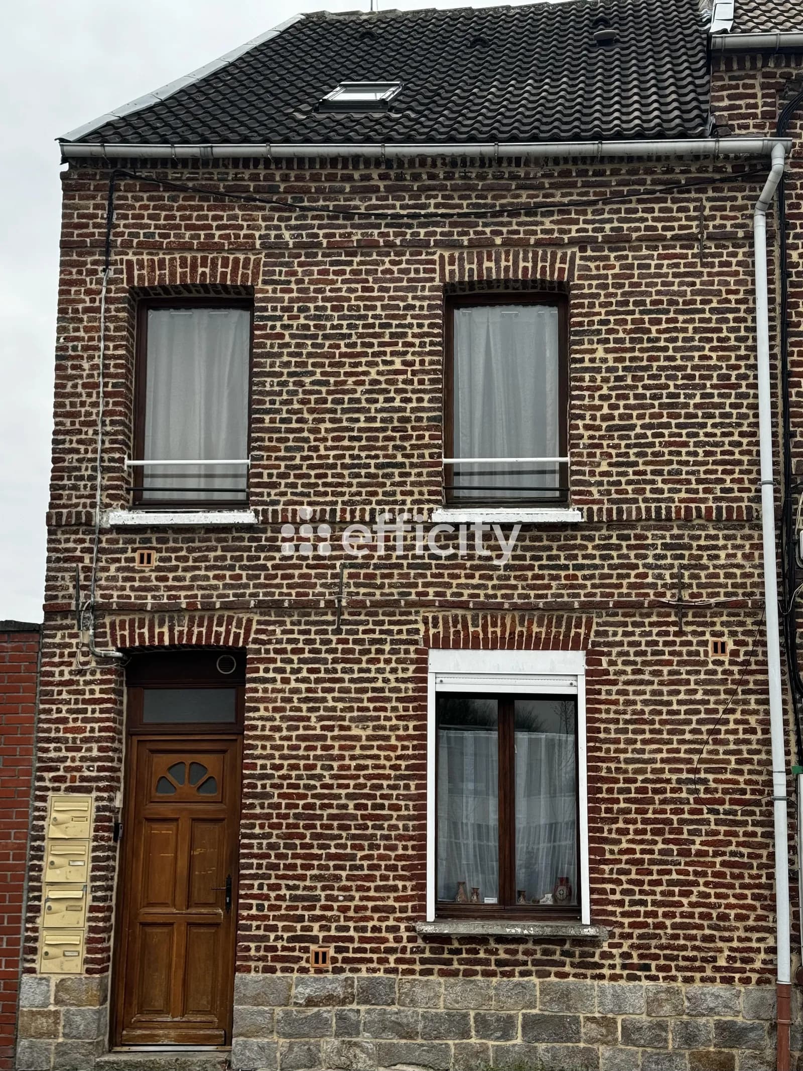 Immeuble de rapport 5 pièces 125 m² - Photo 1