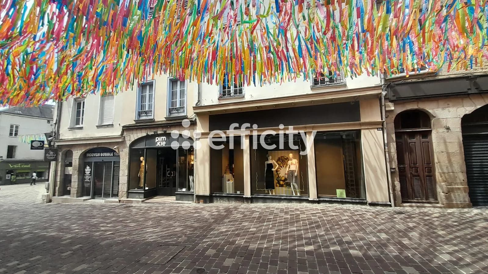 Immeuble 340 m² - Photo 1