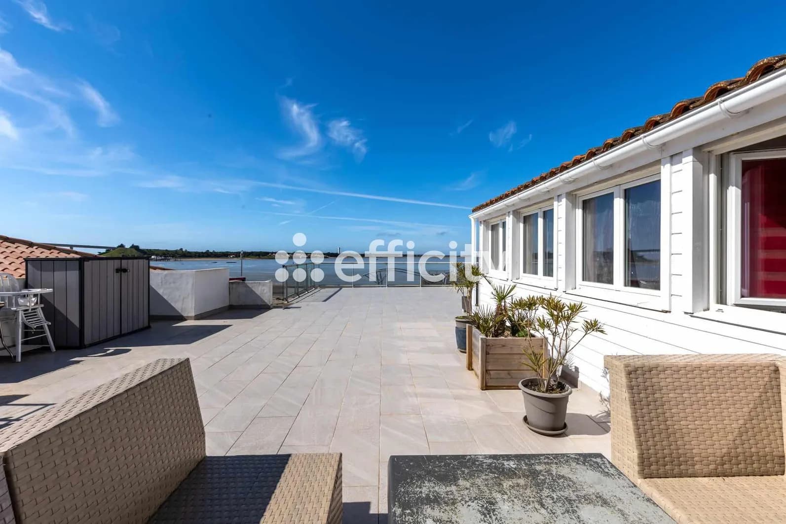 Immeuble 440 m² - Photo 1
