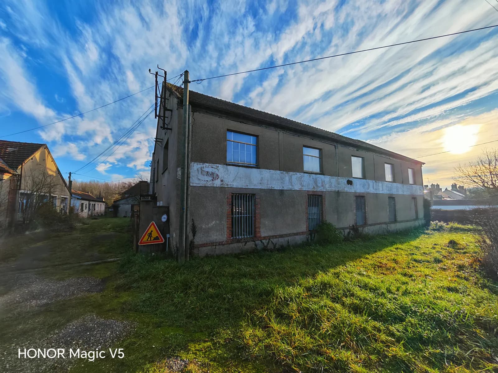 Immeuble 15 pièces 2850 m² - Photo 1