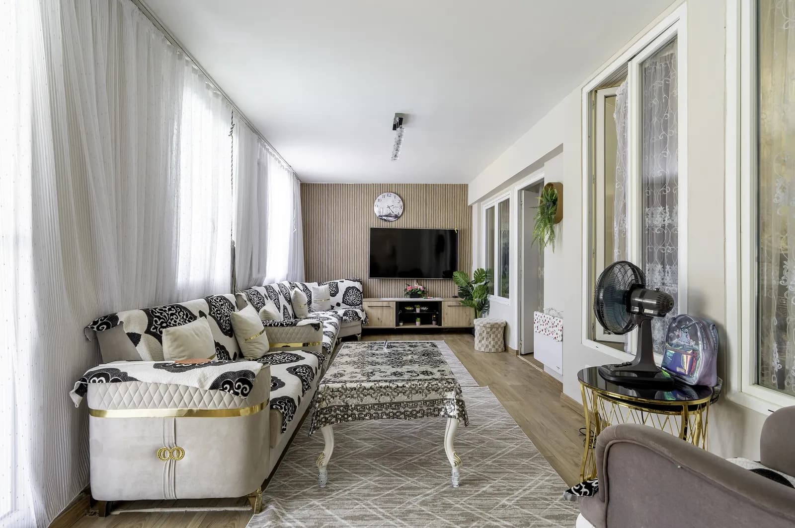 Immeuble de rapport 240 m² - Photo 1