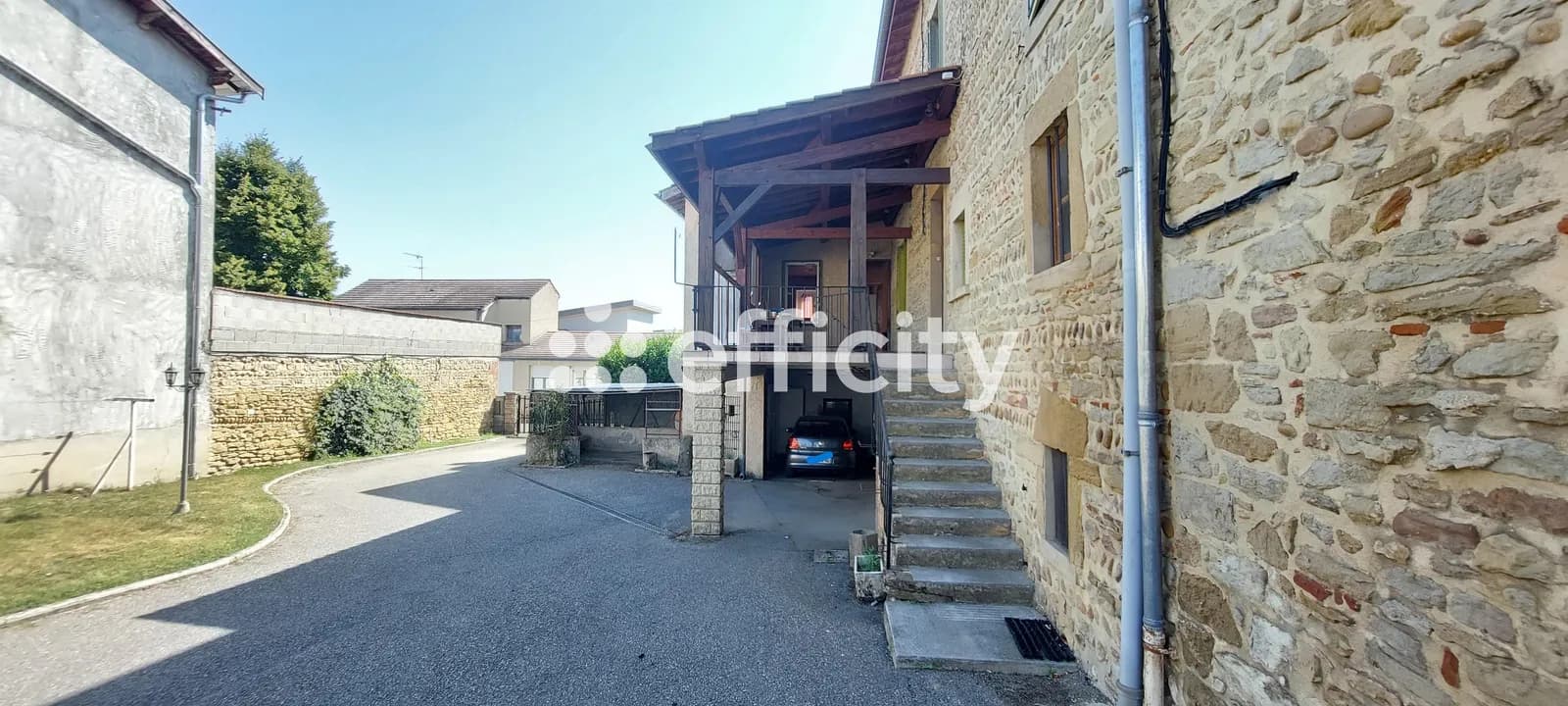Immeuble 9 pièces 302 m² - Photo 1