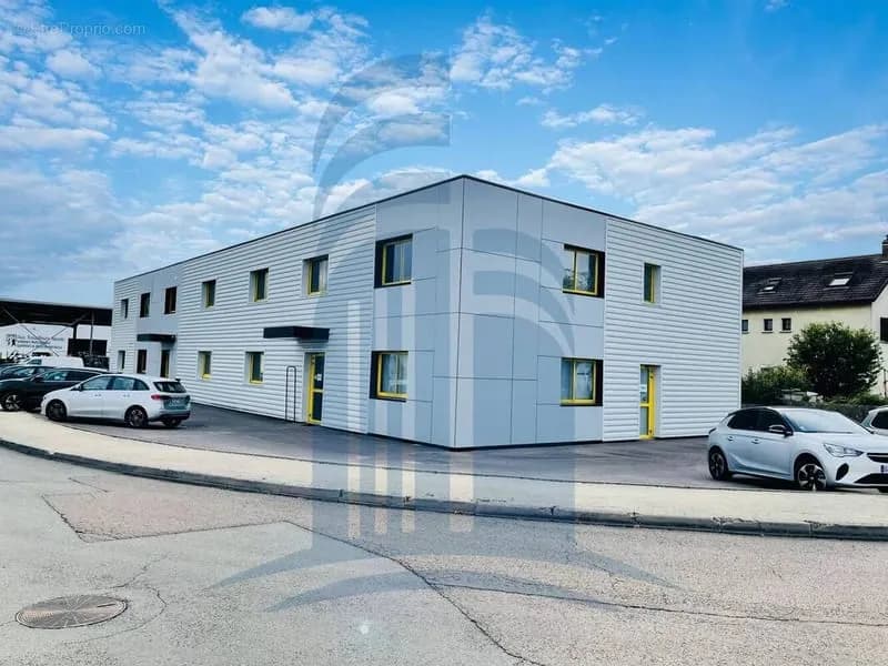 Vente investisseur / Immeuble 851 m2 QUETIGNY - Photo 1