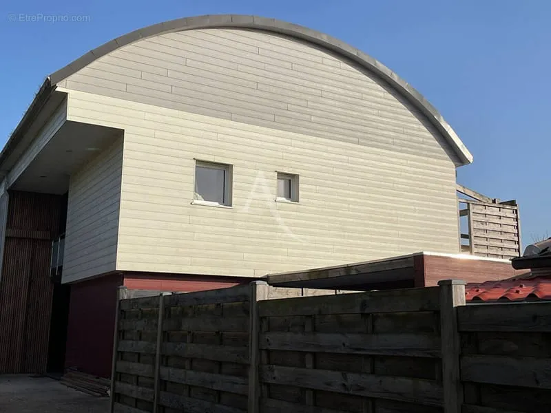 Immeuble Saint Hilaire De Riez 500 m2 - Photo 1