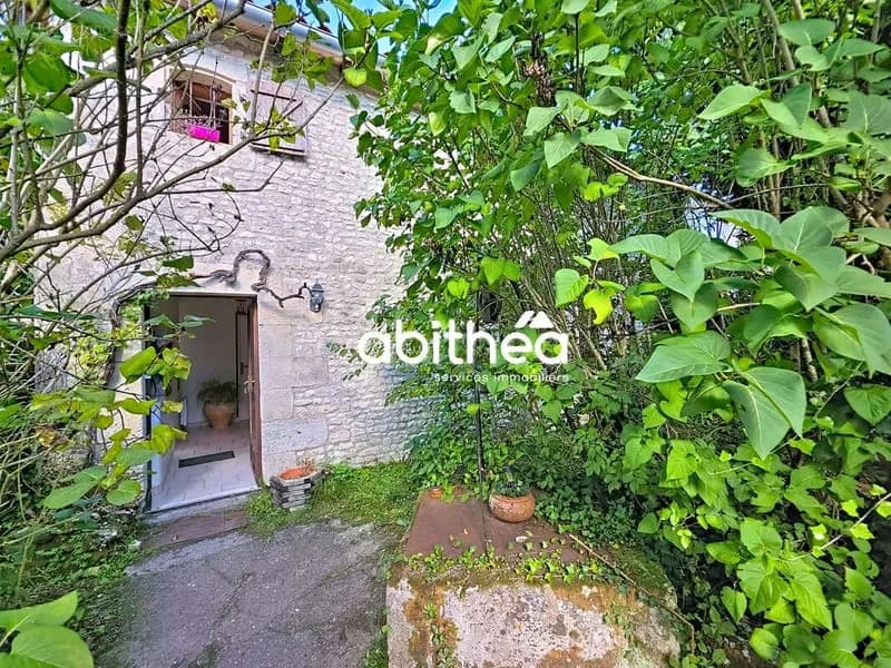 Ensemble immobilier charentaise 148 m2 4 chambres gite independant 75 m2 barzan - Photo 1