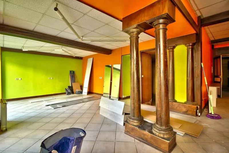Immeuble à rénover sur 300 m² exploitable - Photo 1