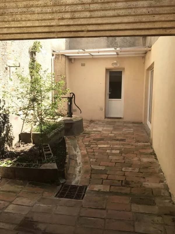 Immeuble de rapport 5 pièces 125 m² - Photo 1