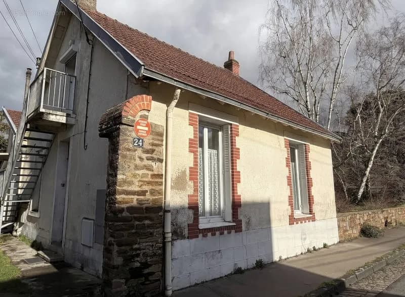 RARE ! Immeuble à rénover Fort potentiel d'investissement - Photo 1