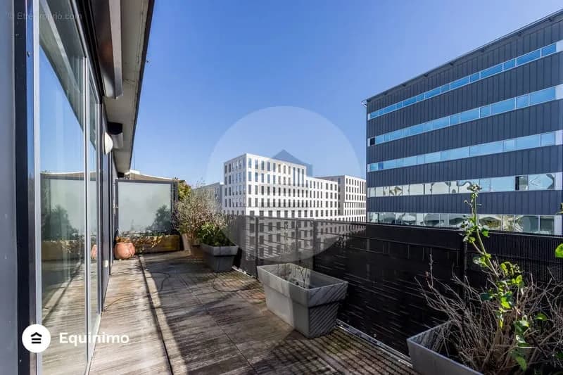 Duplex de 84 m2 avec terrasse de 40m2 en dernier étage à Boulogne-Billancourt Immeuble 2011 métro Billancourt - Photo 1