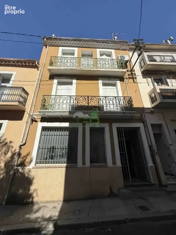Immeuble de rapport 196 m² - Photo 1