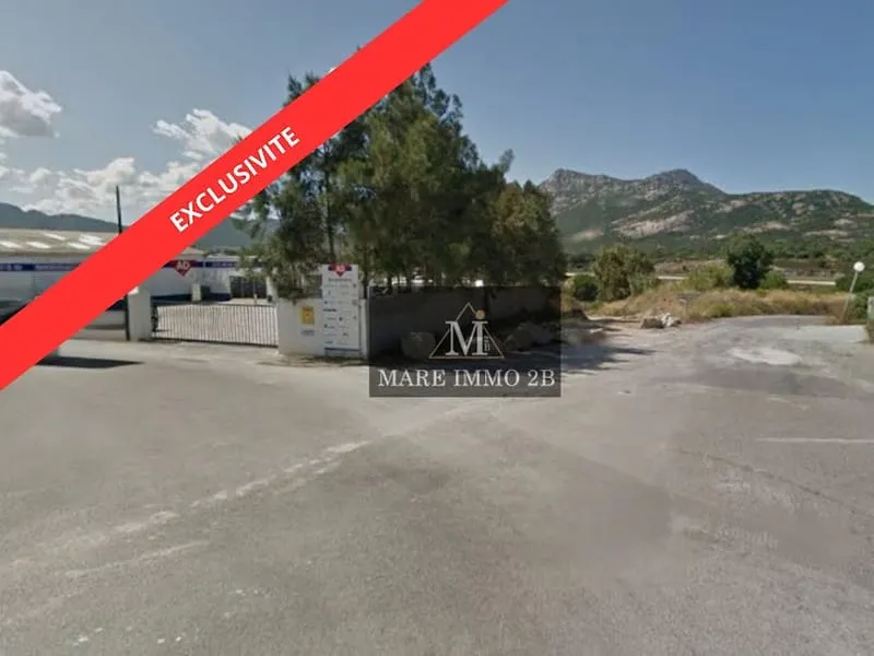 Immeuble 250 m² - Photo 1