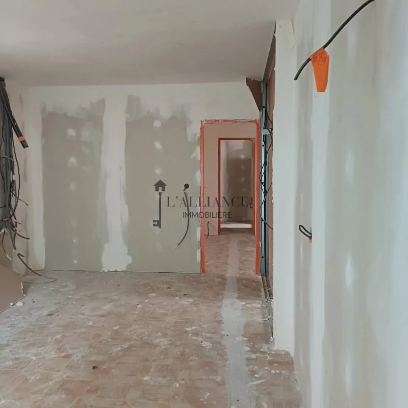 Immeuble 10 pièces 227 m² - Photo 1