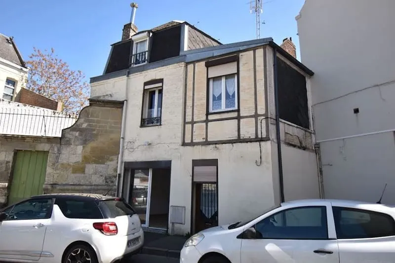 Immeuble 6 pièces 120 m² - Photo 1