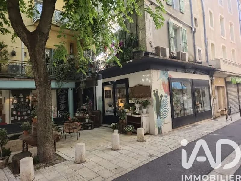 Immeuble 103 m² - Photo 1