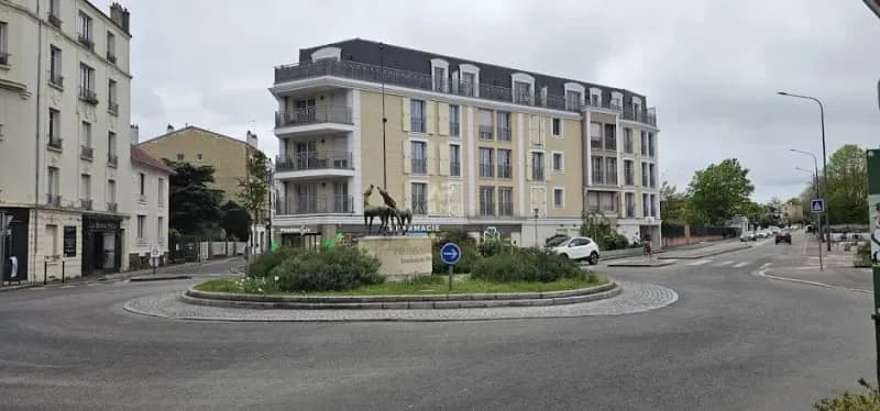 Immeuble de rapport 3 pièces 84 m² - Photo 1
