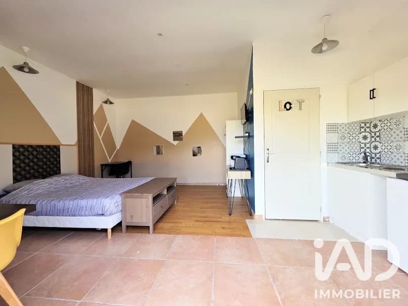 Immeuble 218 m² - Photo 1