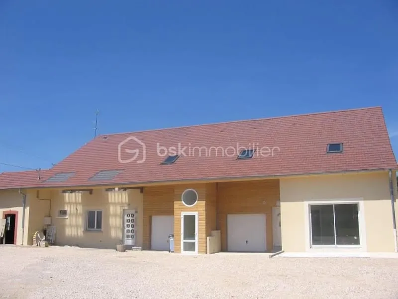 Ensemble immobilier 6 pièces 370 m² - Photo 1