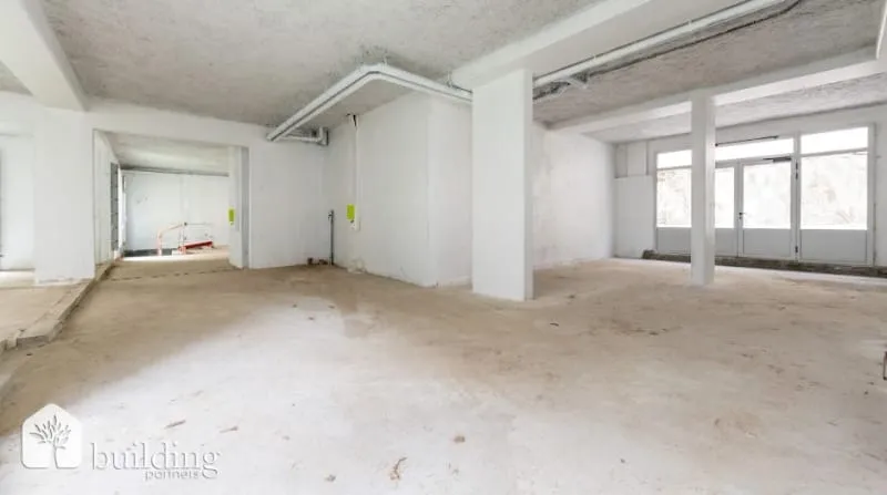 Immeuble 1 pièce 196 m² - Photo 1