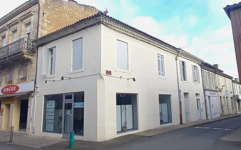Immeuble de rapport 2 pièces 175 m² - Photo 1