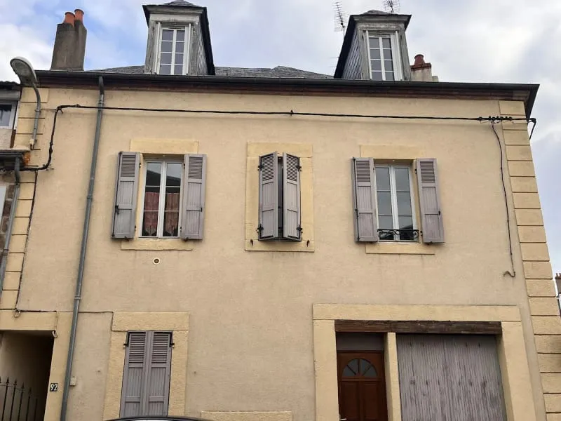 Immeuble 84 m² - Photo 1