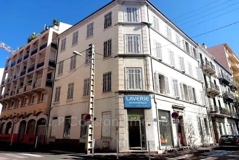 Immeuble 460 m² - Photo 1