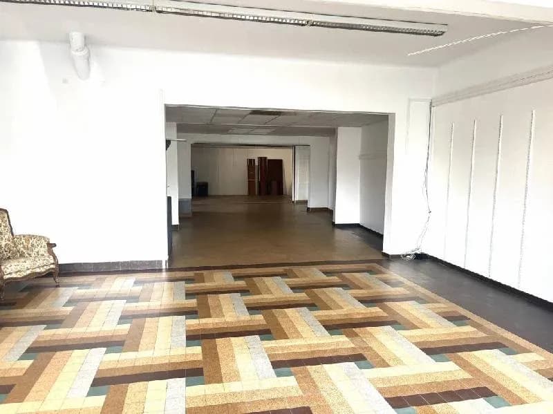 Immeuble 7 pièces 264 m² - Photo 1