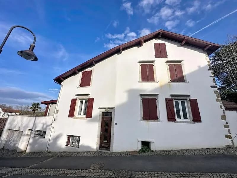 Immeuble 12 pièces 330 m² - Photo 1
