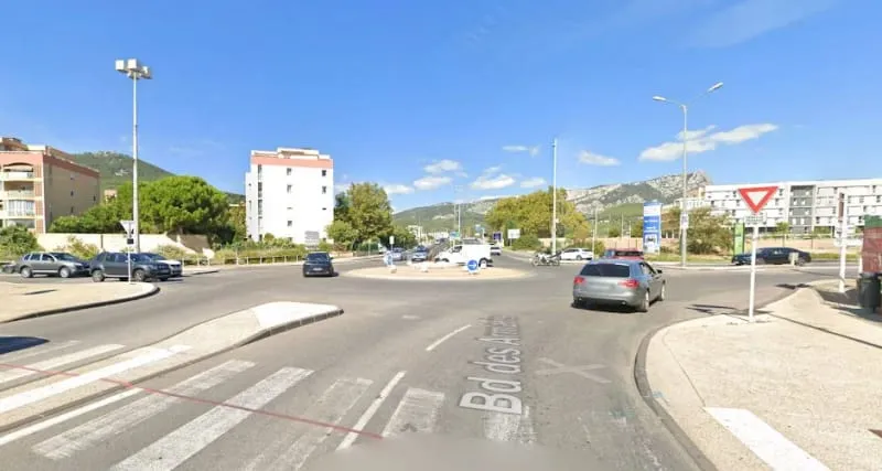 Ensemble immobilier 50 m² - Photo 1