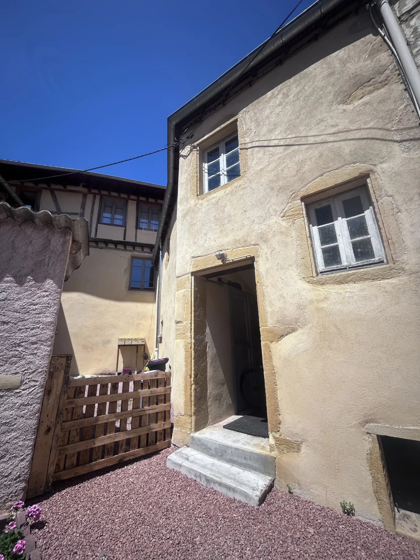 Immeuble de rapport 215 m² - Photo 1