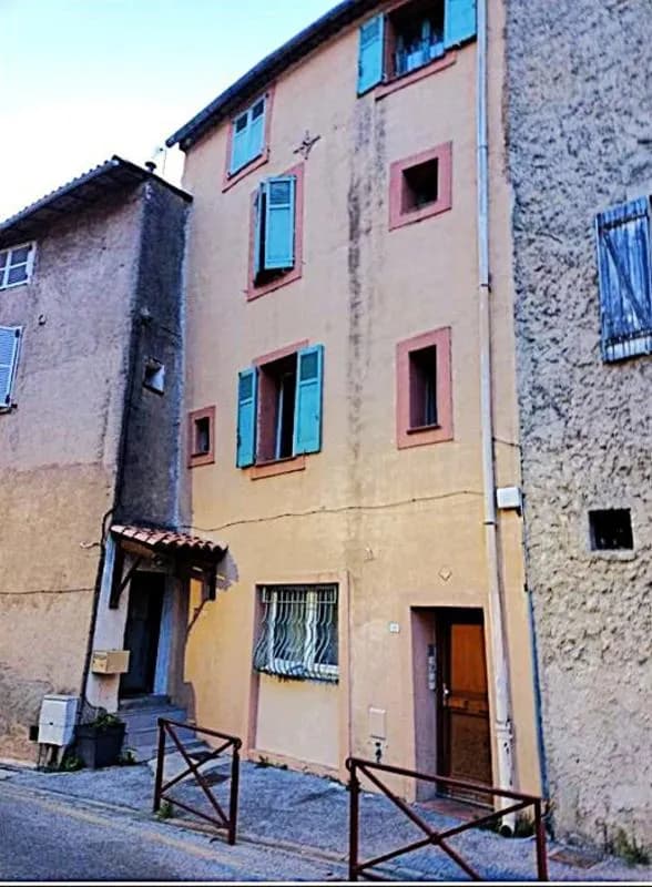 Immeuble de rapport 8 pièces 130 m² - Photo 1