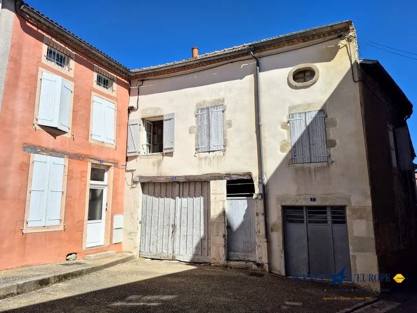 Immeuble 300 m² - Photo 1