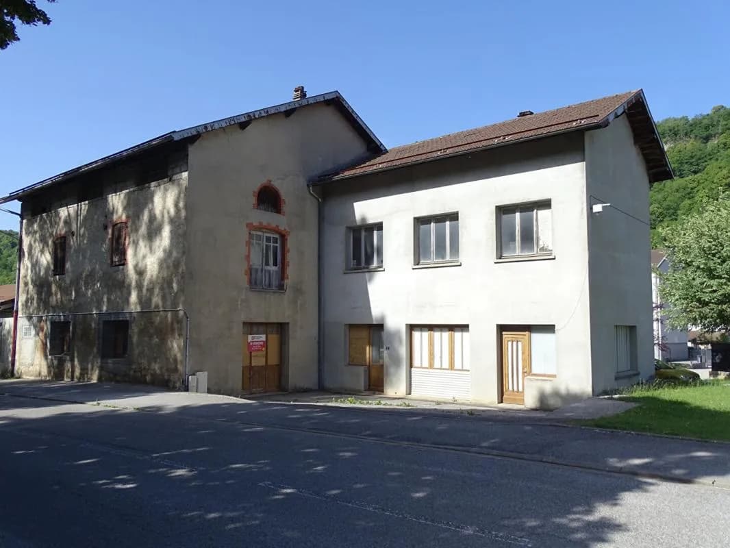 Immeuble 690 m² - Photo 1