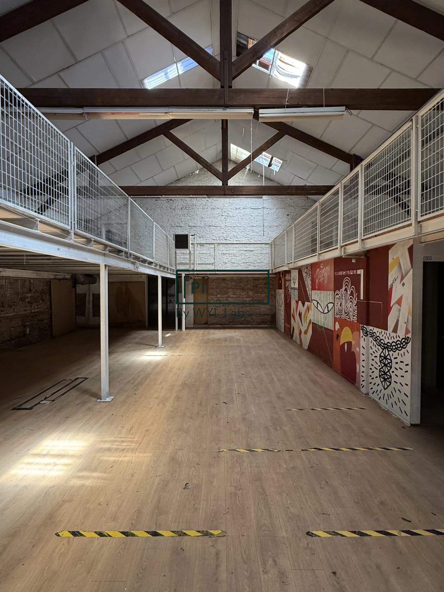 Immeuble 569 m² - Photo 1